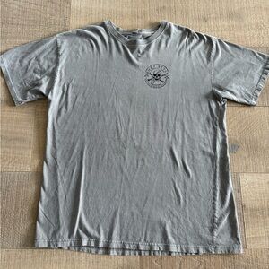 Gray Surf Style T-Shirt, Size Extra Large, PLEASE READ FULL DESCRIPTION.